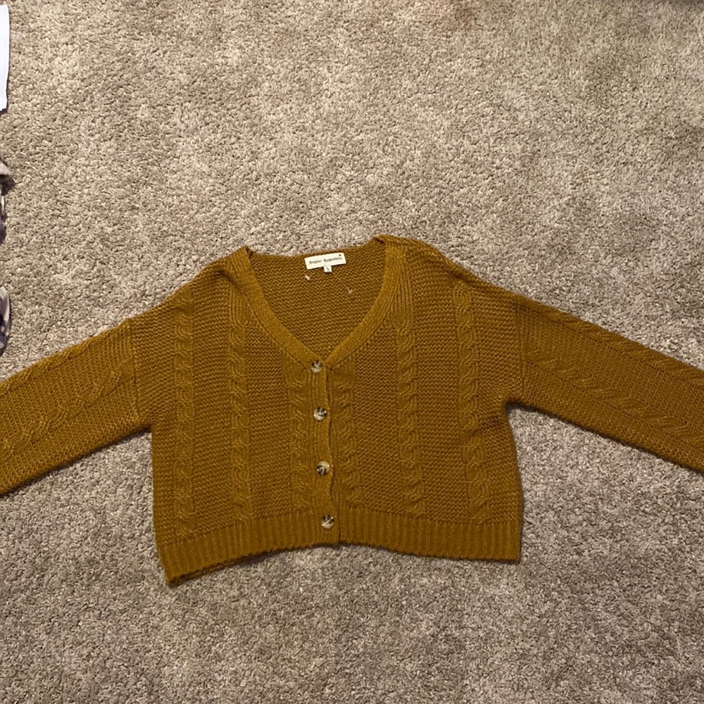 Brown Cardigan.   Brand: Sugar republic Color: Brown.  Size: M